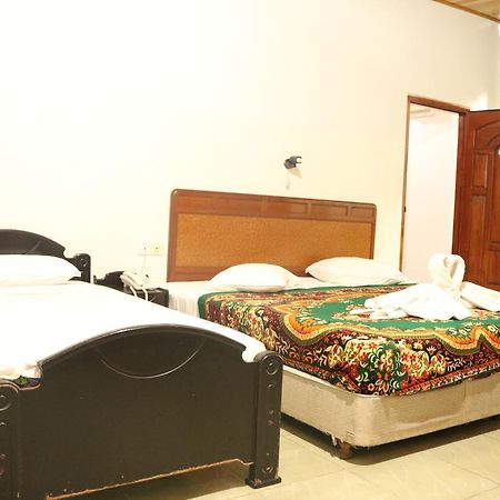 Green Park Beach Hotel ตรินโคมาลี ภายนอก รูปภาพ