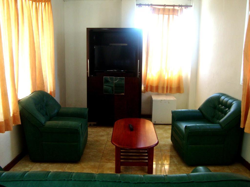 Green Park Beach Hotel ตรินโคมาลี ภายนอก รูปภาพ