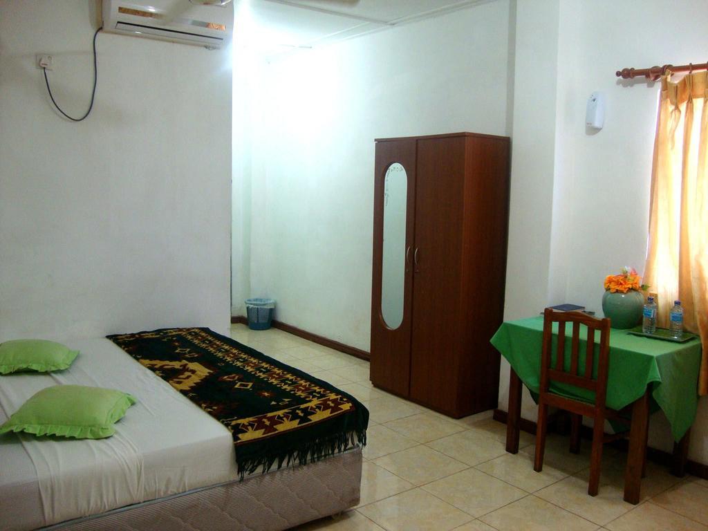 Green Park Beach Hotel ตรินโคมาลี ภายนอก รูปภาพ