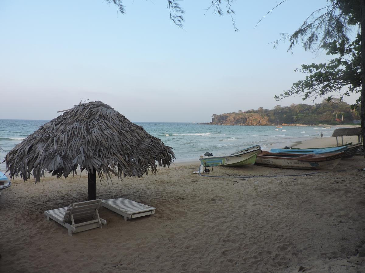 Green Park Beach Hotel ตรินโคมาลี ภายนอก รูปภาพ