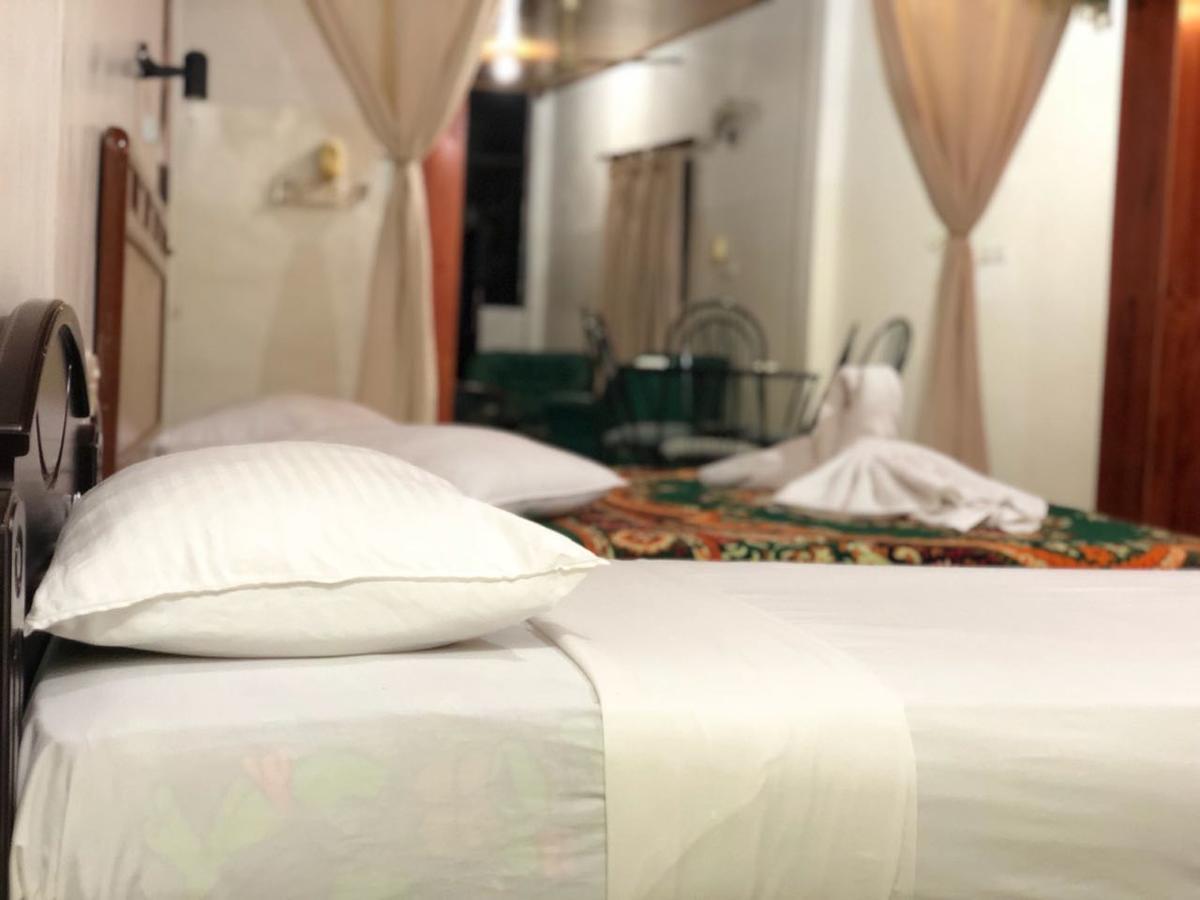Green Park Beach Hotel ตรินโคมาลี ภายนอก รูปภาพ