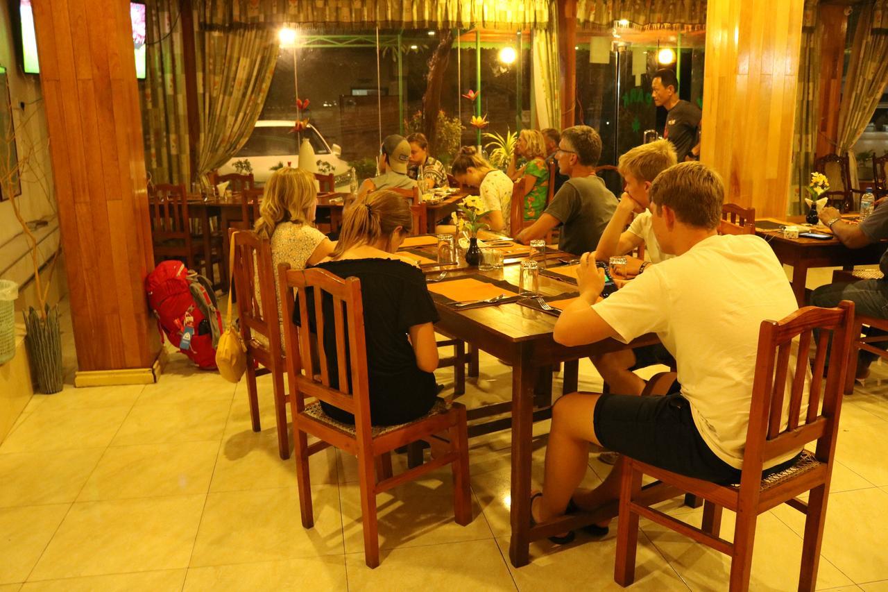 Green Park Beach Hotel ตรินโคมาลี ภายนอก รูปภาพ